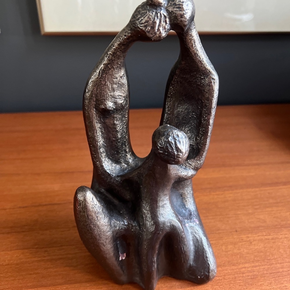 Vintage 1970’s Family Sculpture Austin Production Inc 10”T 6”W 4”D Modern MCM